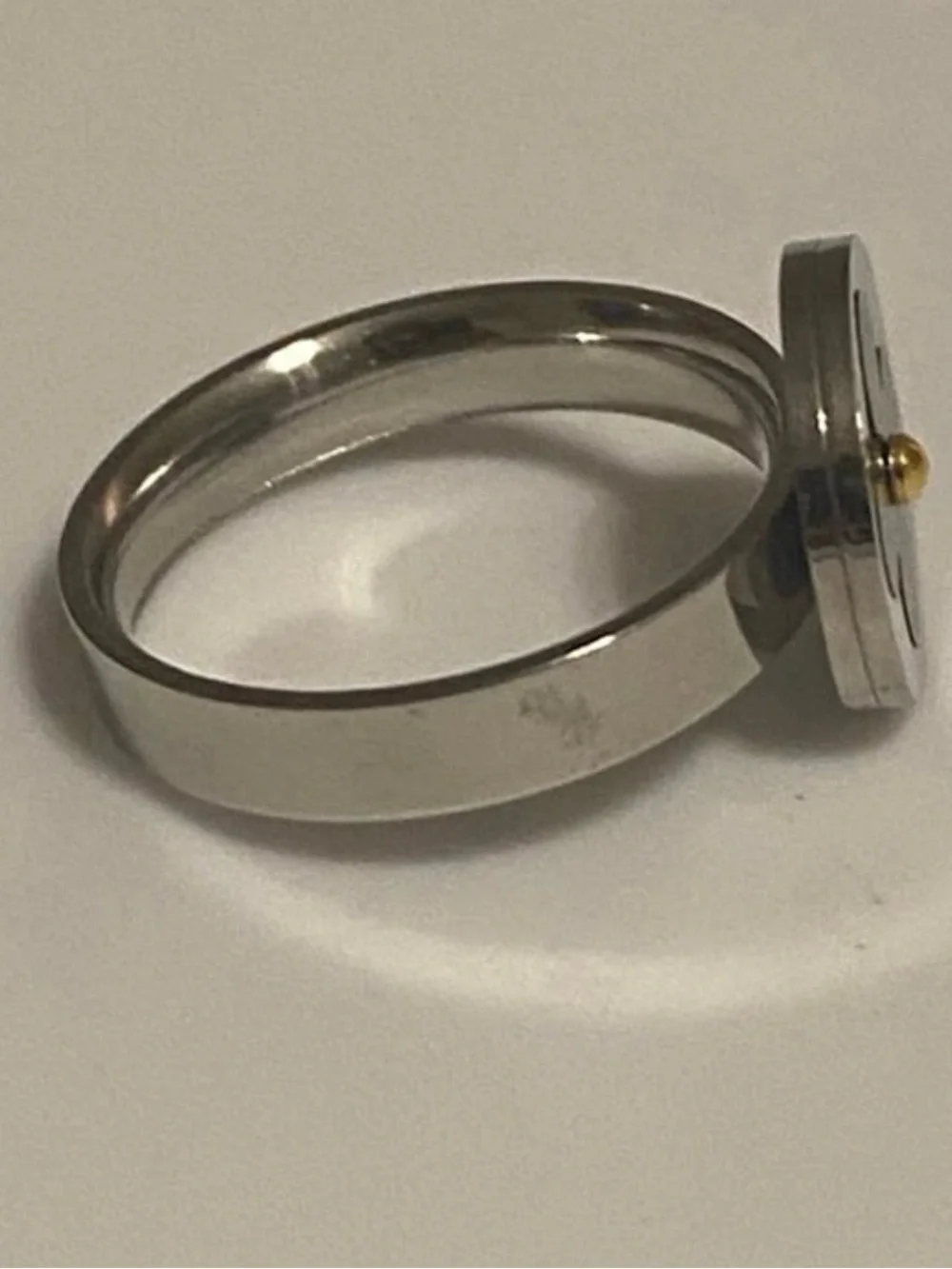 Vintage Black Clover Motif Stainless Steel Women's Ring - Size 8